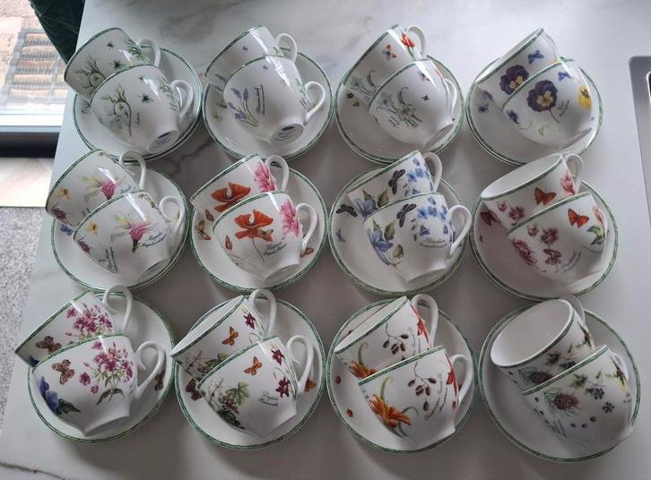 Janneke Brinkman servies, 24 kop/schotels, compleet en nieuw, Huis en Inrichting, Keuken | Servies, Nieuw, Kop(pen) en/of Schotel(s)