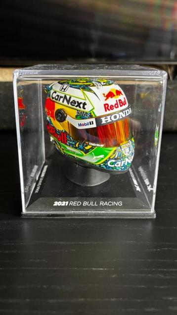 Max Verstappen 1:4 helm Brazilian GP 2021 beschikbaar voor biedingen