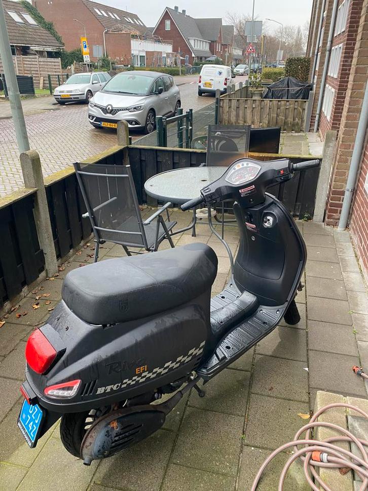 Riva Btc Efi, Fietsen en Brommers, Snorfietsen en Snorscooters, Gebruikt, Overige merken, Benzine, Ophalen