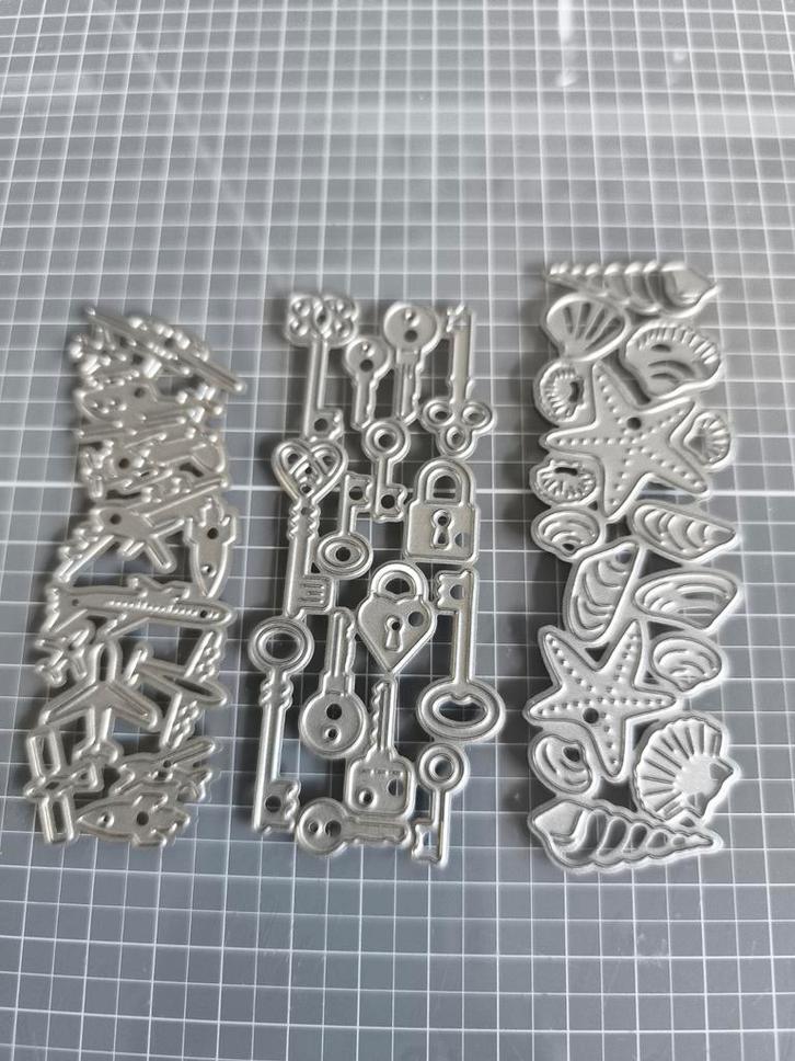 3 Stuks Metalen Snijmallen - CR1471/CR1435/CR1363, Hobby en Vrije tijd, Knutselen, Nieuw, Materiaal, Ophalen of Verzenden