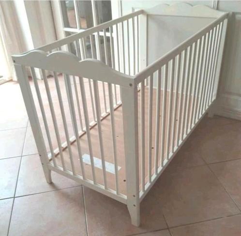 Ikea ledikant, Kinderen en Baby's, Babywiegjes en Ledikanten, Zo goed als nieuw, Ledikant, Ophalen
