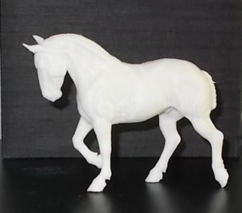 Trekpaard ingevlochten 26 ( zo groot als Schleich), Verzamelen, Speelgoed, Nieuw, Ophalen of Verzenden