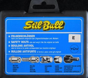 ALFA ROMEO 155 WIELBOUTEN SLOTSET  ( NIEUW ) beschikbaar voor biedingen