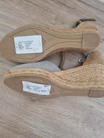 Nieuwe Espadrilles € 35 !, Ophalen of Verzenden, Zo goed als nieuw, Blauw