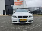 BMW 3-serie Touring 320i M Sport Edition, Auto's, Euro 5, Zwart, 4 cilinders, Wit