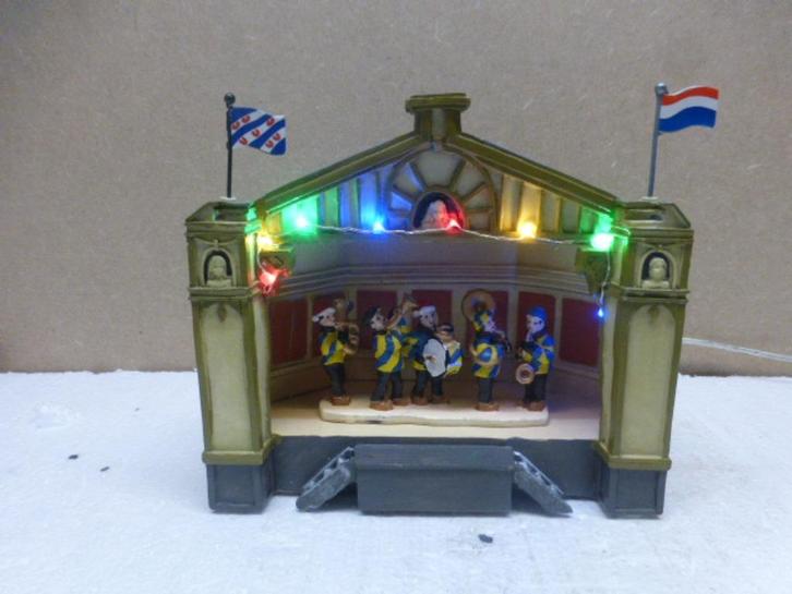 dickensville elfsteden Leeuwarden Muziekkoepel kerstdorp, Diversen, Kerst, Nieuw, Ophalen of Verzenden