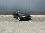 Alfa Romeo 147 2.0 T.spark 3DR 2001 Zwart, Auto's, Voorwielaandrijving, 1225 kg, 400 kg, Zwart