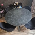 Ronde eettafel met 4 zwarte stoelen, Huis en Inrichting, Tafels | Eettafels, Gebruikt, Rond, Ophalen of Verzenden, Metaal
