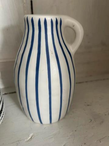 Schattig blauw/wit gestreept vaasje van Ikea beschikbaar voor biedingen