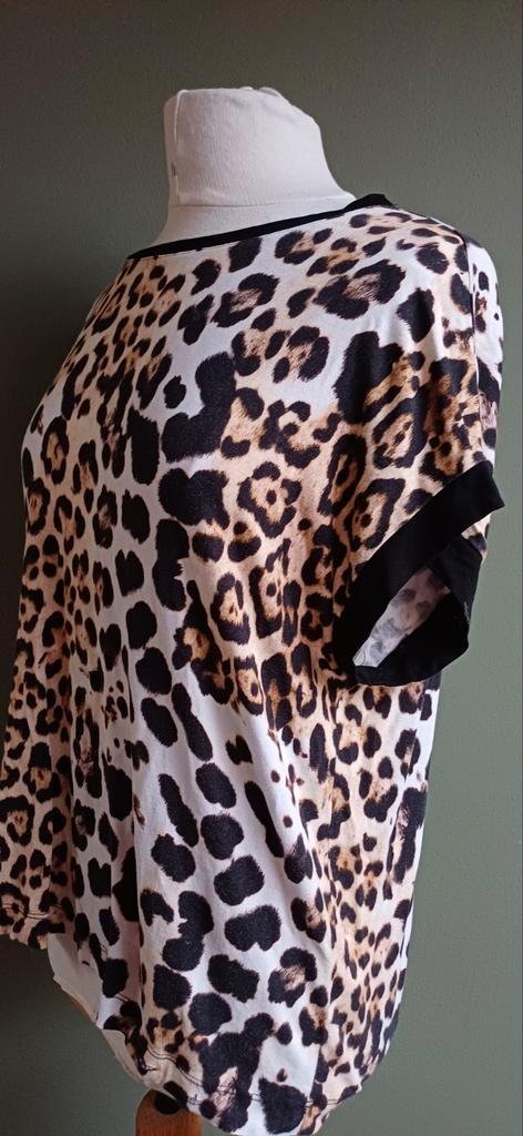 Shirt( Monari) maat 42, Kleding | Dames, T-shirts, Zo goed als nieuw, Maat 42/44 (L), Bruin, Korte mouw, Ophalen of Verzenden