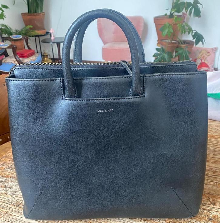 Vegan Matt&Nat Kintla Vintage tas zwart, Sieraden, Tassen en Uiterlijk, Tassen | Damestassen, Zo goed als nieuw, Handtas, Zwart