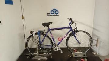 Giant Custom Super Lite Mountainbike beschikbaar voor biedingen