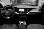 Kia e-Niro DynamicPlusLine 64 kWh / Carplay / Schuifdak / Ke, Gebruikt, Met garantie (alle), Leder en Stof, Origineel Nederlands