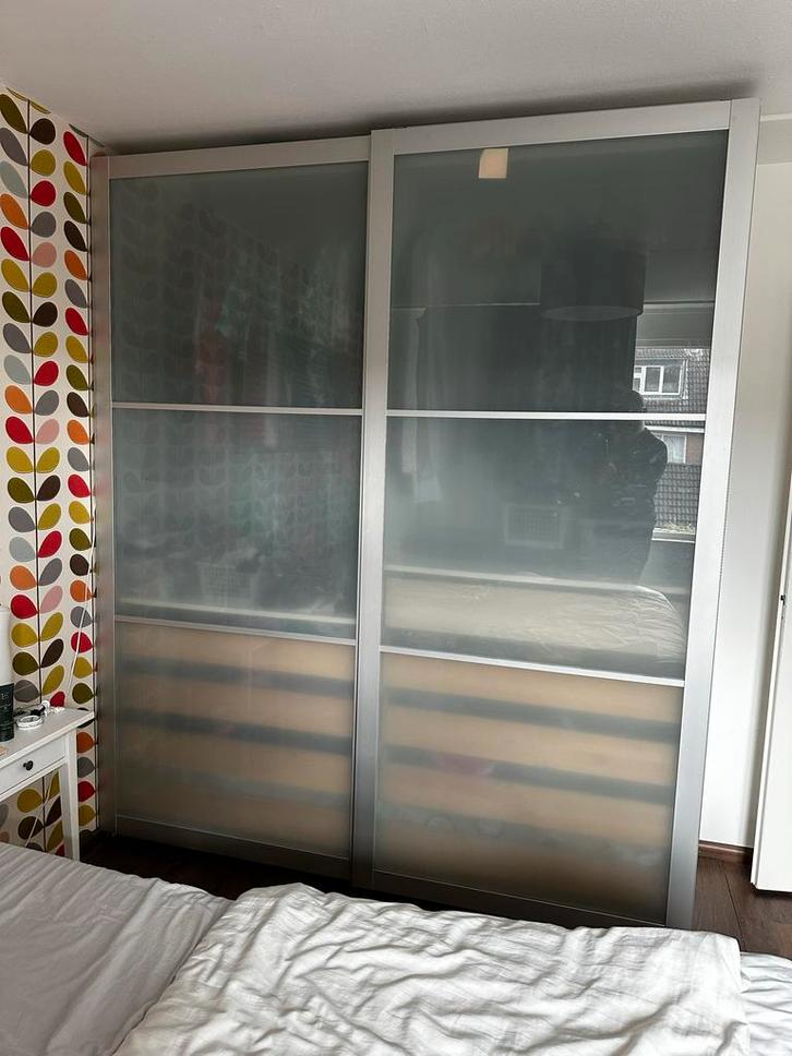 Ikea Pax Kast - 2 meter - Verlichting en Glazen Schuifdeuren, Huis en Inrichting, Kasten | Kledingkasten, Zo goed als nieuw, 200 cm of meer