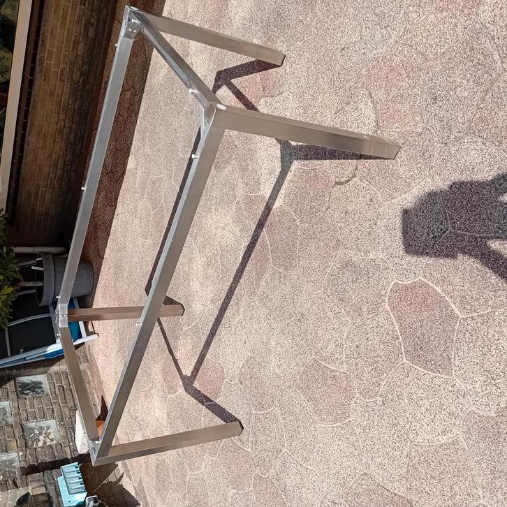 Te koop RVS tuintafel onderstel., Tuin en Terras, Tuintafels, Gebruikt, Rechthoekig, Rvs, Ophalen of Verzenden