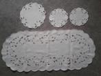 Tafelloper 90 cm en 3 kleedjes, Huis en Inrichting, Tafelkleden, Ophalen of Verzenden, Zo goed als nieuw, Rechthoek, Binnen
