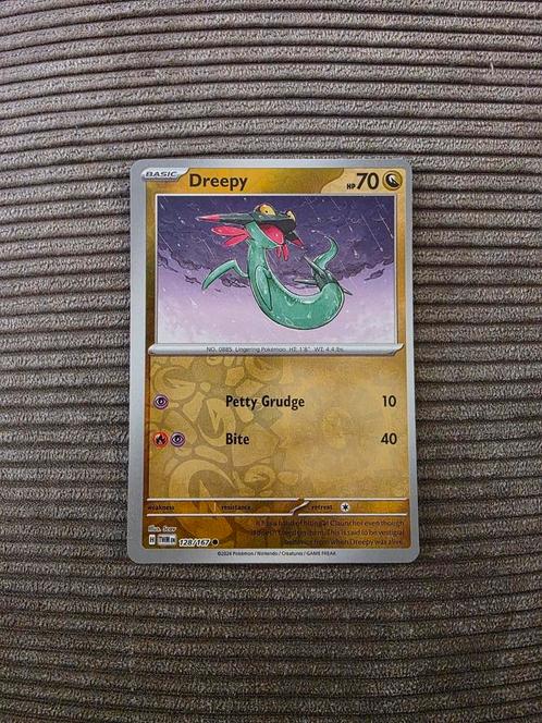 Dreepy 128/167 reverse holo, twilight masquerade NM, Hobby en Vrije tijd, Verzamelkaartspellen | Pokémon, Zo goed als nieuw, Losse kaart