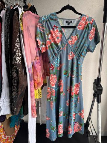 King Louie zomerse midi jurk met bloemen print beschikbaar voor biedingen