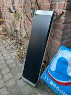 2 wand plankjes ikea, Ophalen, Zo goed als nieuw