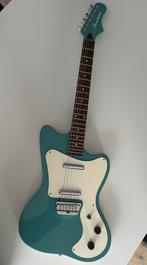 Danelectro 67 aqua gitaar in nieuwstaat, Ophalen, Zo goed als nieuw, Solid body, Overige merken