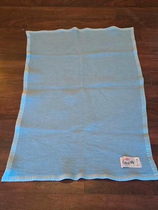 AABE vintage kinder deken, Kinderen en Baby's, Dekens, Slaapzakjes en Inbakerproducten, Gebruikt, Deken, 100 cm of meer, Ophalen of Verzenden