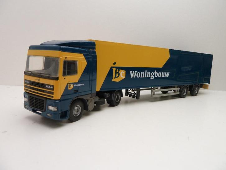 DAF XF  ''  IBC Wonen ''  Tekno, Hobby en Vrije tijd, Modelauto's | 1:50, Zo goed als nieuw, Bus of Vrachtwagen, Tekno, Ophalen of Verzenden