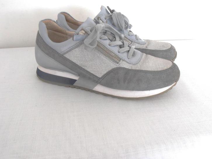 Gabor - prachtige grijs zilveren sneakers - 38 1/2 G, Kleding | Dames, Schoenen, Gedragen, Sneakers of Gympen, Grijs, Verzenden