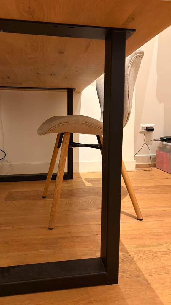 Staal - vierkant - Onderstel tafel/bureau blad, Huis en Inrichting, Tafels | Statafels, Zo goed als nieuw, Ophalen