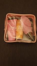 Kaily gezichts beautypakket, Sieraden, Tassen en Uiterlijk, Uiterlijk | Gezichtsverzorging, Ophalen of Verzenden, Nieuw, Gehele gezicht