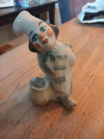 Porseleinen Clown met kat UA. beschikbaar voor biedingen