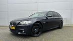 BMW 5-Serie 528i X-Drive M PAKKET PANODAK ORG NL AUTO, Auto's, Automaat, 4 cilinders, 2000 kg, Vierwielaandrijving