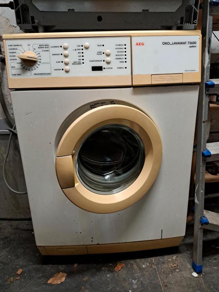 Gratis werkende wasmachine, Witgoed en Apparatuur, Wasdrogers, Zo goed als nieuw, Condens, 85 tot 90 cm, Ophalen