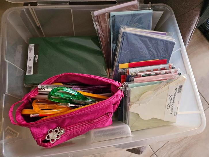 Veel  spullen om zelf 3 d kaarten te maken, Hobby en Vrije tijd, Kaarten | Zelf maken, Zo goed als nieuw, Overige thema's, Ophalen of Verzenden