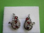 Mooie zilveren oorstekers met granaatjes en markasietjes, Verzenden, Zilver, Ring, Met edelsteen