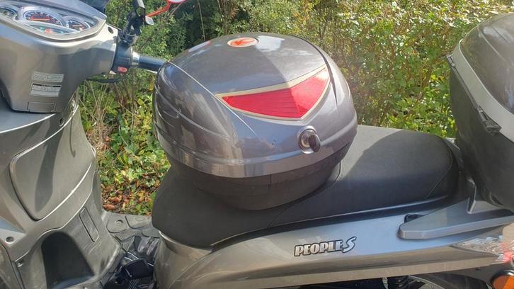 Kymco topkoffer., Motoren, Accessoires | Koffers en Tassen, Zo goed als nieuw, Ophalen