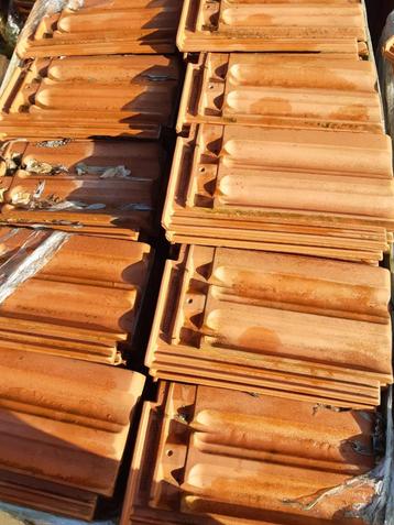 ca 400 dubbele mulden dakpannen beschikbaar voor biedingen