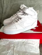 Nieuwe Nike court mid, Nike, Nieuw, Ophalen of Verzenden, Sneakers of Gympen