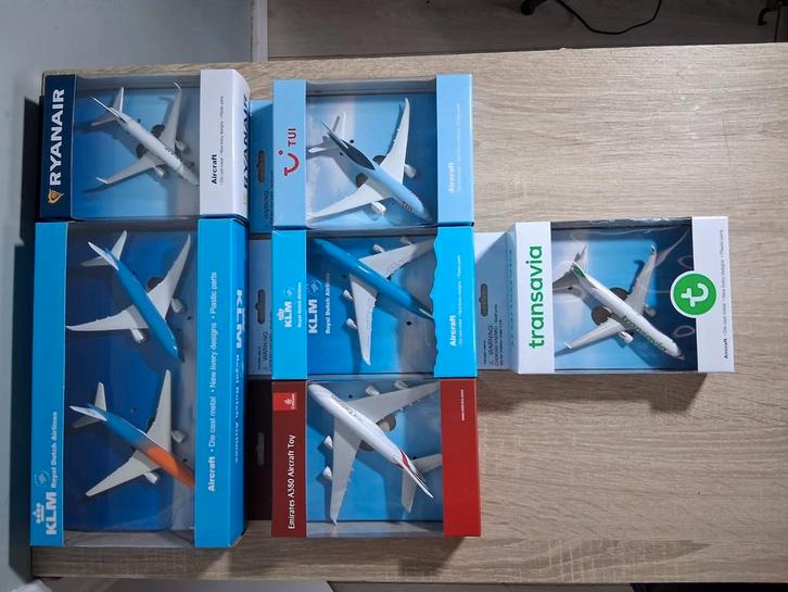 Vliegtuig modellen, Verzamelen, Luchtvaart en Vliegtuigspotten, Zo goed als nieuw, Schaalmodel, Ophalen