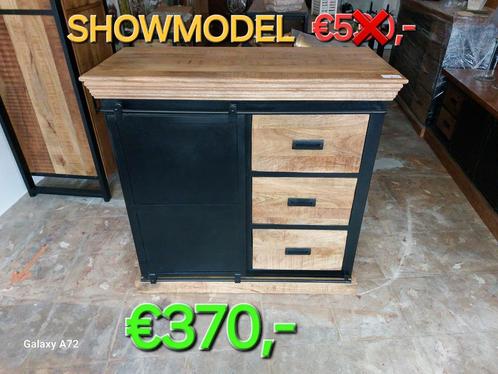 Dressoir Jack, met zwarte schuifdeur mangohout, Huis en Inrichting, Kasten | Dressoirs, Nieuw, 50 tot 100 cm, 25 tot 50 cm, Met lade(s)