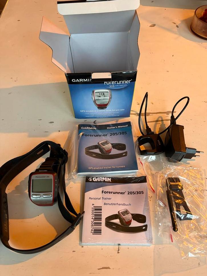 Garmin Forerunner 305 GPS Sporthorloge, Sport en Fitness, Hartslagmeters, Gebruikt, Garmin, Met borstriem, Ophalen of Verzenden