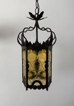 Vintage Italiaanse Hanglamp – Smeedijzer & Amberglas (1960s), Ophalen of Verzenden