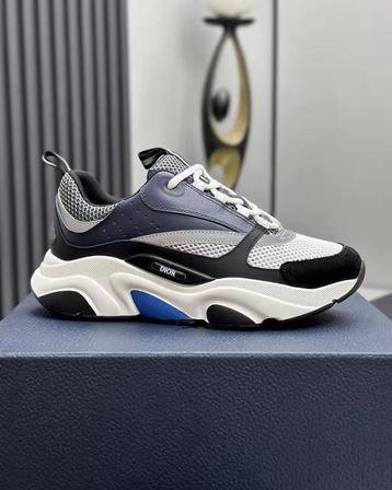 Dior b22 verschillende kleuren en maten 36-45 beschikbaar voor biedingen