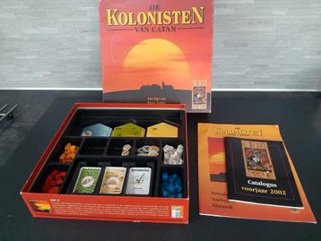 Kolonisten van catan met houten straten dorpen kerk vintage  beschikbaar voor biedingen