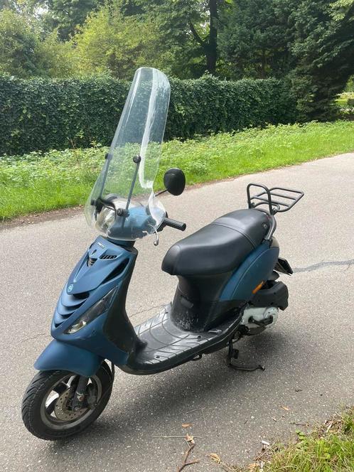 Piaggio Zip 4 Takt, Fietsen en Brommers, Scooters | Piaggio, Gebruikt, Zip, Benzine, Ophalen