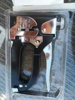 Hand nietmachine met regelbare slagkracht en veiligheidsschu, Ophalen of Verzenden, Gebruikt