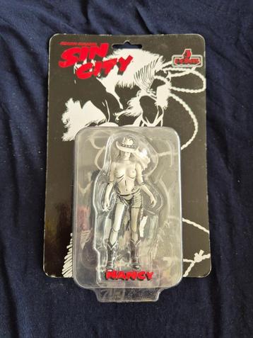 Mezco Nancy Sin city sdcc exclusieve nieuw figuur beschikbaar voor biedingen