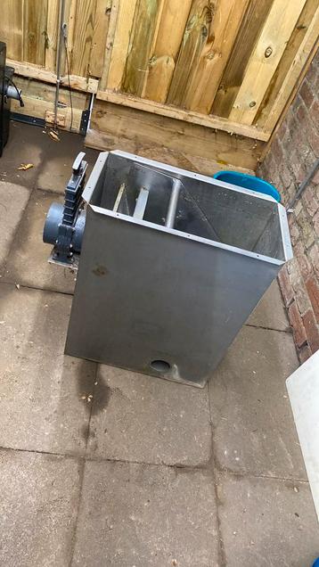 Rvs sieve beschikbaar voor biedingen