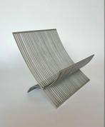 Umbra tijdschriftenrek, Ophalen