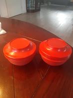 Twee Tupperware bakjes voor nootjes, Ophalen of Verzenden, Gebruikt, Bruin, Schaal