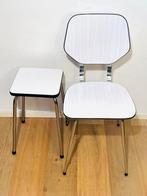 Vintage Formica Stoel & Kruk Set - Wit/Chroom, Huis en Inrichting, Stoelen, Wit, Ophalen of Verzenden, Zo goed als nieuw, Metaal